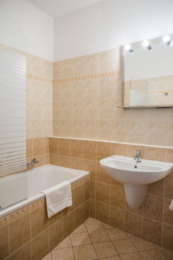Albergue Little Quarter