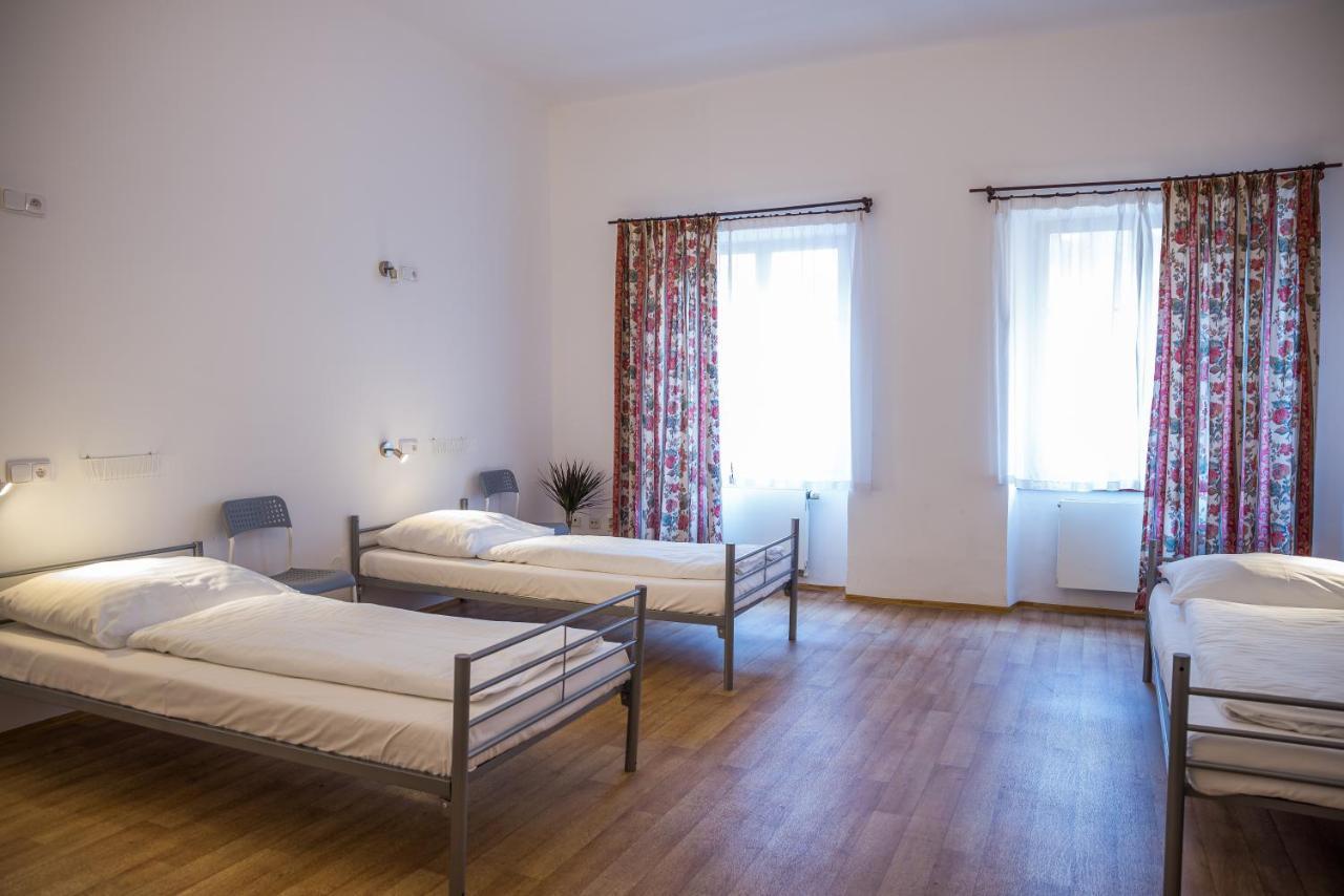 Little Quarter Albergue
